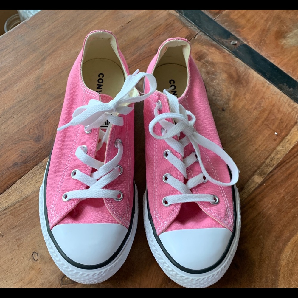 Kid’s Pink Converse Chuck Taylor All Star Low Top Sneaker